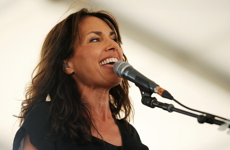 Watch: The Bangles’ Susanna Hoffs Sings ‘Eternal Flame’ At Karaoke ...